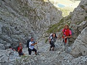 27 Impegnativo  e 'divertente' 